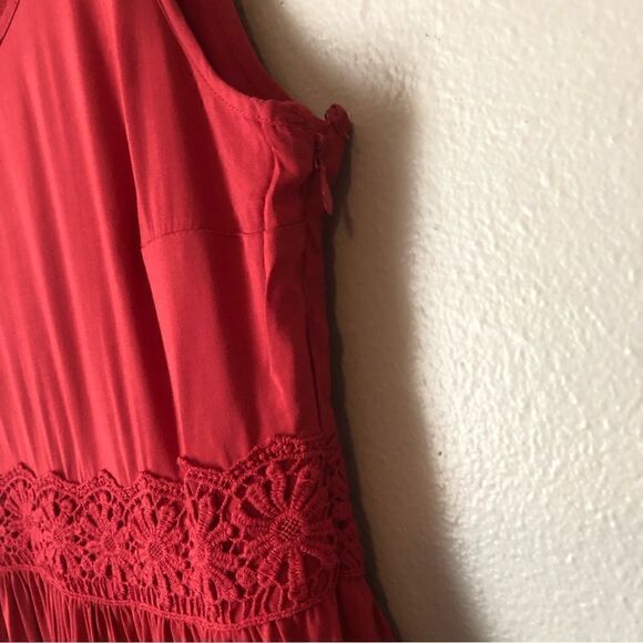 LC Lauren Conrad red sleeveless knee length lace dress - Picture 5 of 10